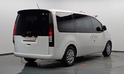 Hyundai Staria 2022, 75676 км, за 15960.92 USD