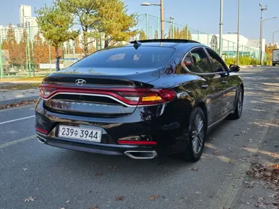 Hyundai Grandeur 2019, 123483 км, за 9655.8 USD