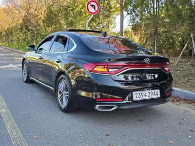 Hyundai Grandeur 2019, 123483 км, за 9655.8 USD - фото 6