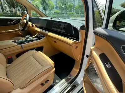 Voyah Dreamer 2022, 50000 км, за 31831.84 USD