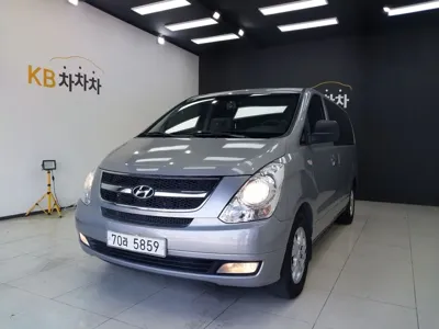 Hyundai Starex · 2011 год