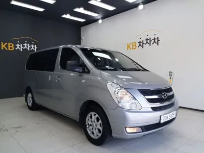 Hyundai Starex 2011, 172000 км, за 3675.99 USD