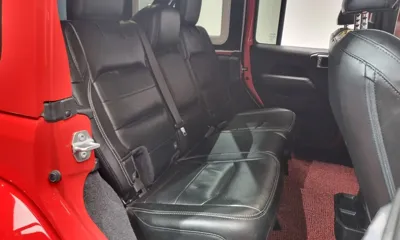 Jeep Wrangler 2019, 87538 км, за 21143.04 USD - фото 12