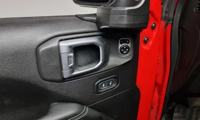 Jeep Wrangler 2019, 87538 км, за 21143.04 USD - фото 17