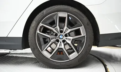 BMW 5-Series 2025, 8068 км, за 35038.67 USD