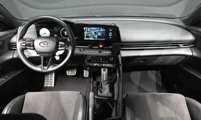Hyundai Avante 2022, 55666 км, за 16272.7 USD - фото 7