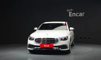 Mercedes-Benz E-Class 2022, 36242 км, за 26913.48 USD