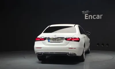 Mercedes-Benz E-Class 2022, 36242 км, за 26913.48 USD