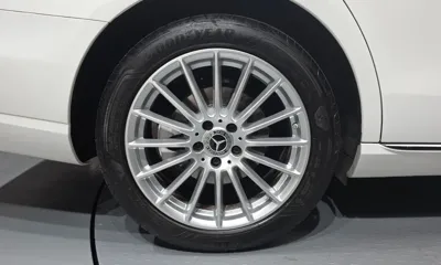 Mercedes-Benz E-Class 2022, 36242 км, за 26913.48 USD