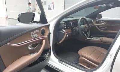 Mercedes-Benz E-Class 2022, 36242 км, за 26913.48 USD - фото 10