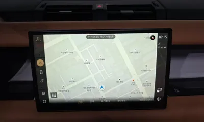 Land Rover Defender 2023, 67595 км, за 46905.56 USD - фото 14
