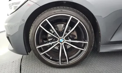 BMW 3-Series 2022, 69258 км, за 18883.89 USD