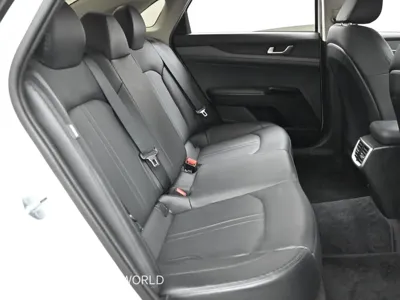 Kia K5 2022, 70124 км, за 16280.14 USD - фото 12