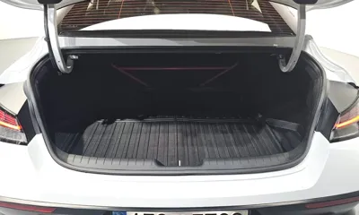 Hyundai Avante 2025, 20056 км, за 18851.81 USD - фото 20