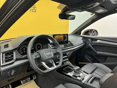 Audi Q5L 2024, 9000 км, за 32812.78 USD