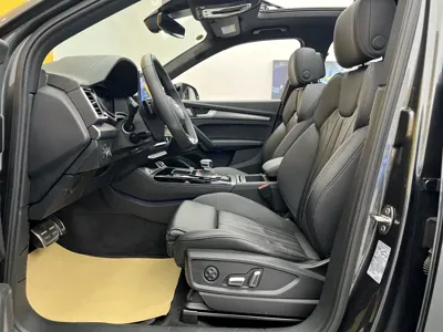 Audi Q5L 2024, 9000 км, за 32812.78 USD