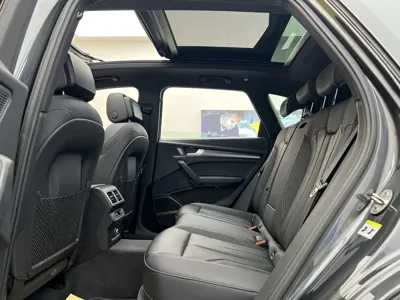 Audi Q5L 2024, 9000 км, за 32812.78 USD - фото 9