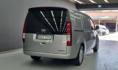 Hyundai Staria 2022, 146800 км, за 12361.19 USD