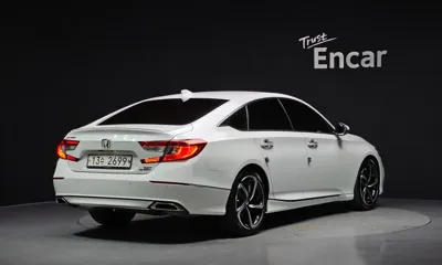 Honda Accord 2019, 121877 км, за 10083.28 USD