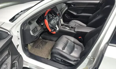 Honda Accord 2019, 121877 км, за 10083.28 USD - фото 10