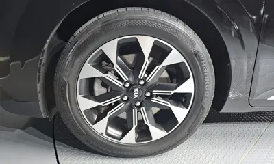 Kia Canival 2021, 105789 км, за 13355.06 USD