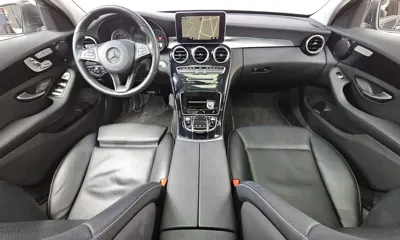 Mercedes-Benz C-Class 2016, 128338 км, за 7862.57 USD - фото 7