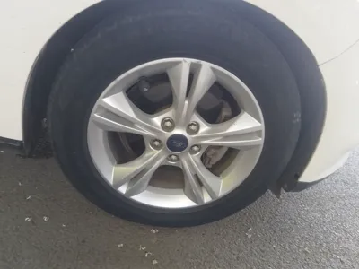 Ford Focus 2012, 76400 км, за 4056 USD