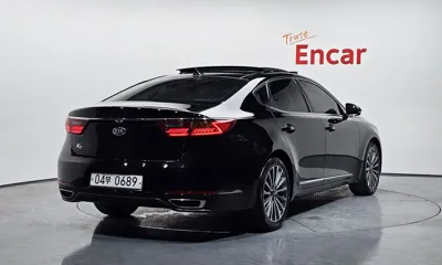 Kia K7 2016, 112981 км, за 7020.73 USD