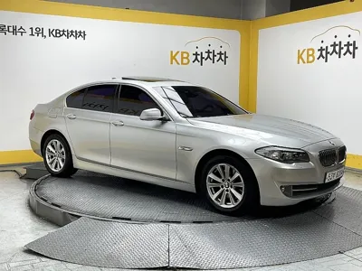 BMW 5-Series · 2010 год