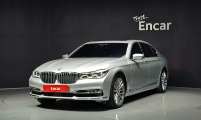 BMW 7-Series · 2016 год