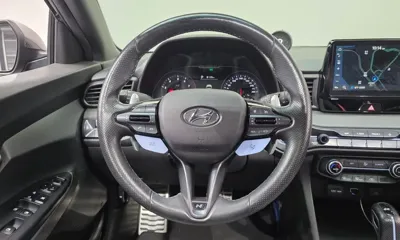 Hyundai Veloster 2022, 56237 км, за 12913.9 USD - фото 13