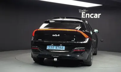 Kia EV6 2022, 76921 км, за 22400.2 USD