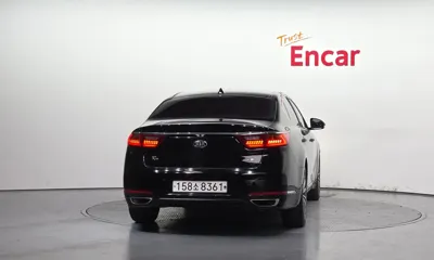 Kia K7 2018, 63732 км, за 9778.66 USD