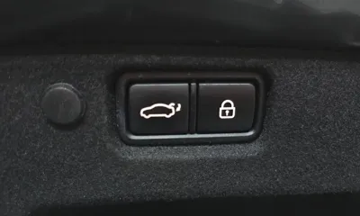 Kia K7 2018, 63732 км, за 9715.11 USD - фото 20