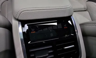 Volvo V60 2022, 59794 км, за 20477.14 USD - фото 31