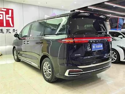 Bestune M9 2025, 20000 км, за 17116.86 USD