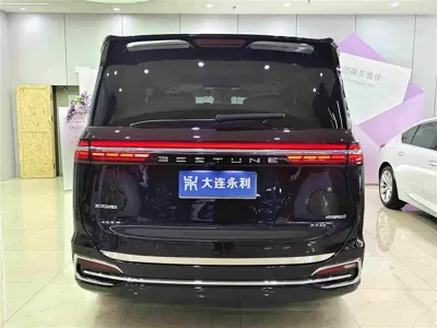 Bestune M9 2025, 20000 км, за 17116.86 USD