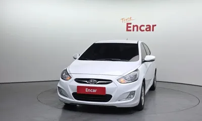 Hyundai Accent 2012, 165552 км, за 2275.24 USD
