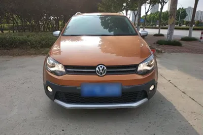 Volkswagen Polo 2016, 65500 км, за 6715 USD