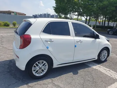 Kia Morning 2023, 81263 км, за 7423.32 USD