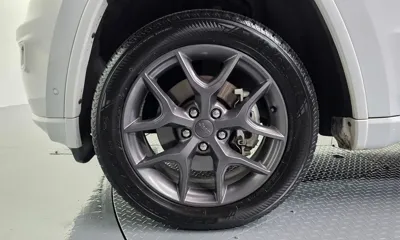 Jeep Cherokee 2021, 114351 км, за 15071.4 USD