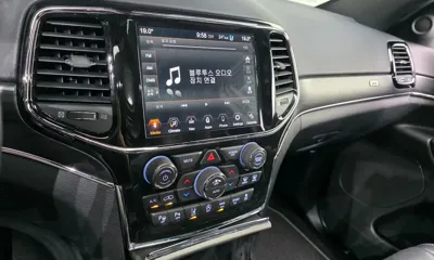 Jeep Cherokee 2021, 114351 км, за 15071.4 USD - фото 16