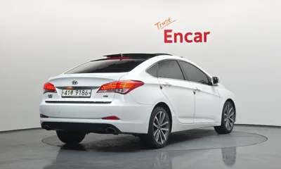 Hyundai i40 2014, 180234 км, за 3085.2 USD