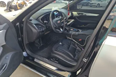 Cadillac CT5 2022, 56100 км, за 18371 USD - фото 16