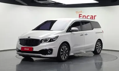 Kia Canival · 2017 год
