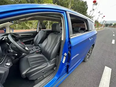 BYD MAX 2018, 78000 км, за 4397.26 USD - фото 10