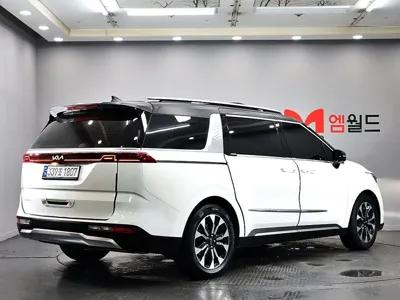 Kia Canival 2021, 144264 км, за 15823.4 USD