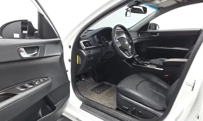 Kia K5 2019, 69350 км, за 9908.79 USD - фото 10