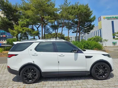 Land Rover Discovery 2017, 191300 км, за 11618.75 USD
