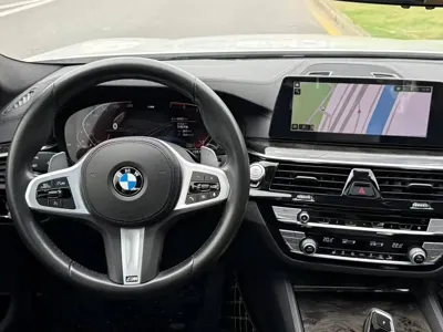 BMW 5 Series 2020, 45000 км, за 26308.07 USD - фото 6